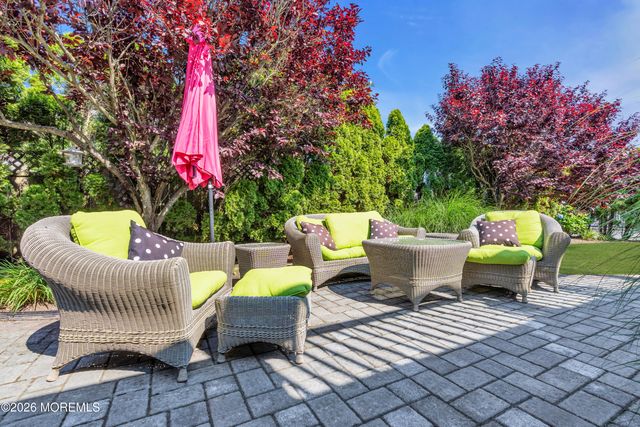 919 N Ocean Avenue, Mantoloking, NJ 08738