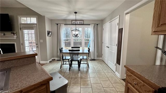 119 Alexandria Lane, Thomasville, NC 27360