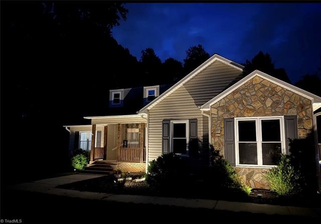 119 Alexandria Lane, Thomasville, NC 27360