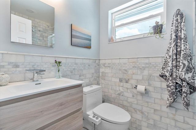 5101 N 36th Court, Hollywood, FL 33021