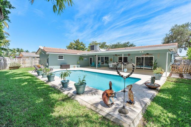 5101 N 36th Court, Hollywood, FL 33021