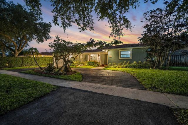 5101 N 36th Court, Hollywood, FL 33021