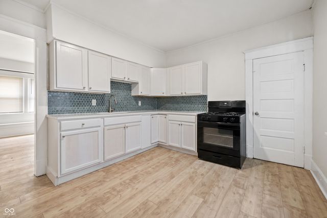 121 N Bradley Avenue, Indianapolis, IN 46201
