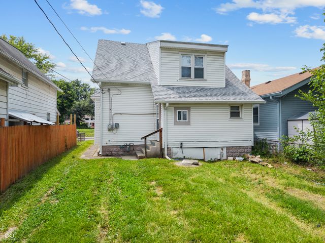 121 N Bradley Avenue, Indianapolis, IN 46201