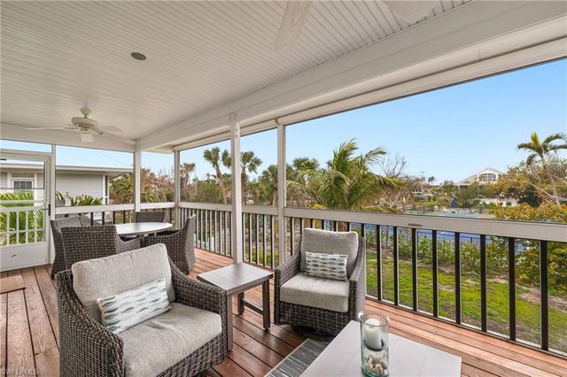 272 Ferry Landing DR, Sanibel, FL 33957
