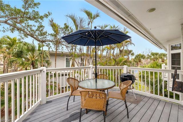272 Ferry Landing DR, Sanibel, FL 33957