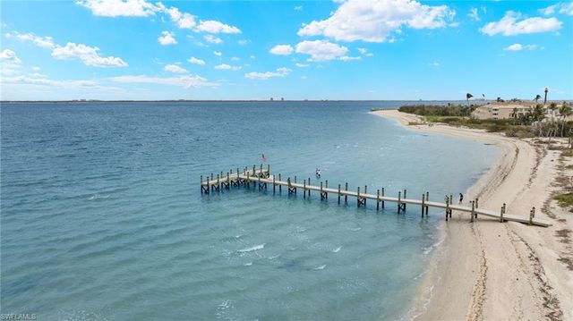 272 Ferry Landing DR, Sanibel, FL 33957