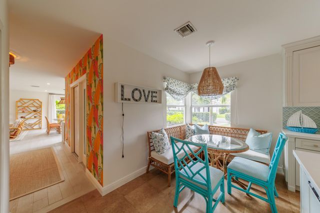 225 Russlyn Drive, West Palm Beach, FL 33405