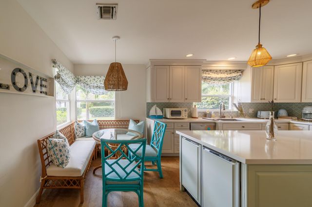 225 Russlyn Drive, West Palm Beach, FL 33405