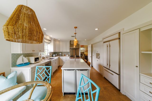 225 Russlyn Drive, West Palm Beach, FL 33405