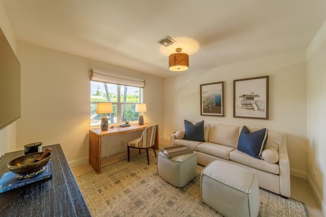 225 Russlyn Drive, West Palm Beach, FL 33405