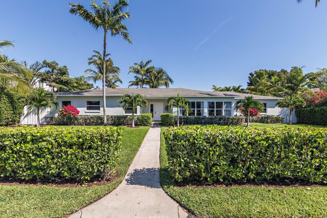 225 Russlyn Drive, West Palm Beach, FL 33405