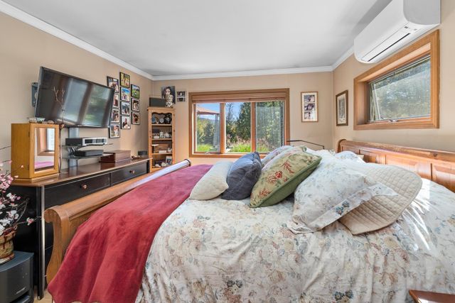1886 Winhall Hollow Road, Londonderry, VT 05155