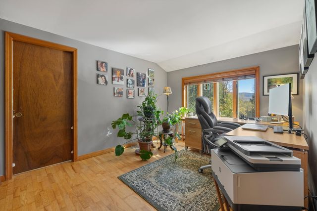 1886 Winhall Hollow Road, Londonderry, VT 05155