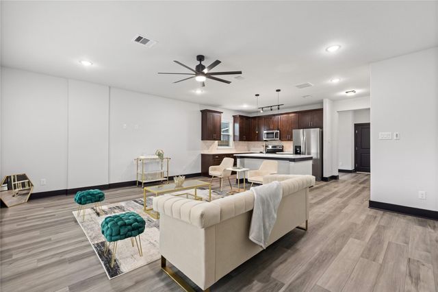 4435 Maggie Street B, Houston, TX 77051