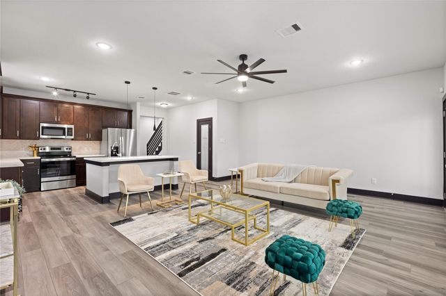 4435 Maggie Street B, Houston, TX 77051