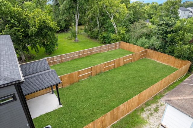 4435 Maggie Street B, Houston, TX 77051