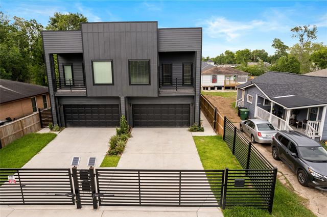 4435 Maggie Street B, Houston, TX 77051