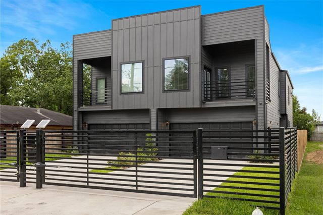 4435 Maggie Street B, Houston, TX 77051