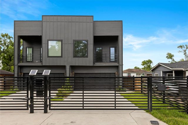 4435 Maggie Street B, Houston, TX 77051