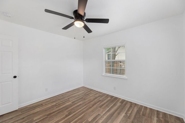 404 Middle LN, Austin, TX 78753