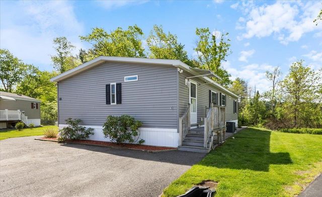 30 Eglin Boulevard, Londonderry, NH 03053