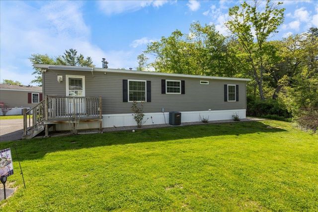 30 Eglin Boulevard, Londonderry, NH 03053
