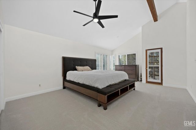 2600 Barrington Street 16, Bakersfield, CA 93309