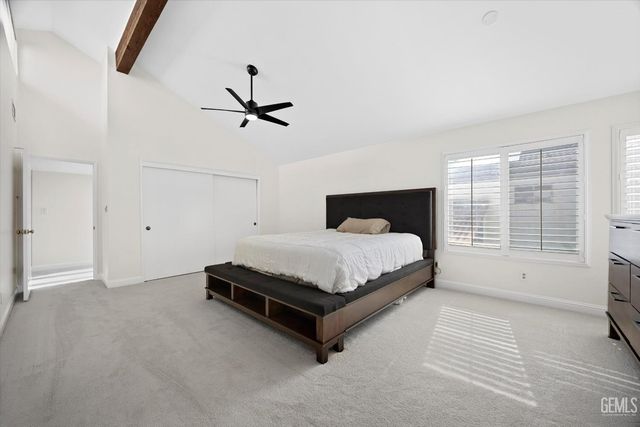 2600 Barrington Street 16, Bakersfield, CA 93309