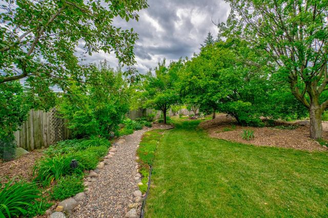 15912 Cascade Path, Rosemount, MN 55068