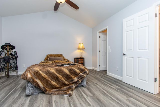 2249 Camborne Dr, Modesto, CA 95356