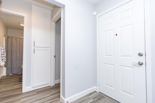 2249 Camborne Dr, Modesto, CA 95356