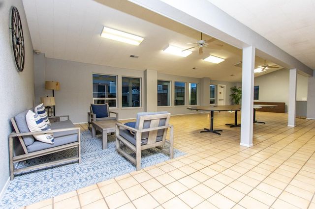 2249 Camborne Dr, Modesto, CA 95356