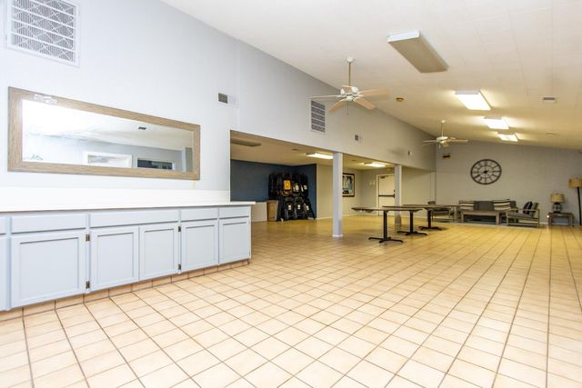 2249 Camborne Dr, Modesto, CA 95356