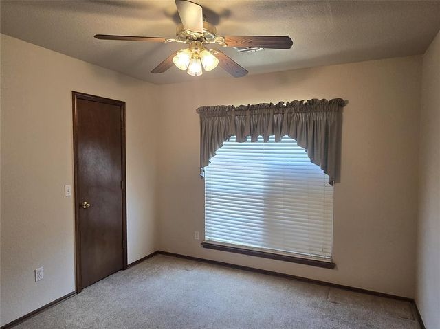 6417 Saddleback Drive, Oklahoma City, OK 73150