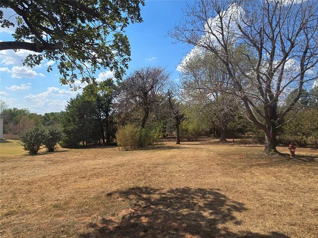 6417 Saddleback Drive, Oklahoma City, OK 73150