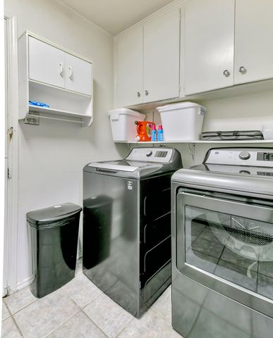 1413 Valencia Drive NE, Albuquerque, NM 87110
