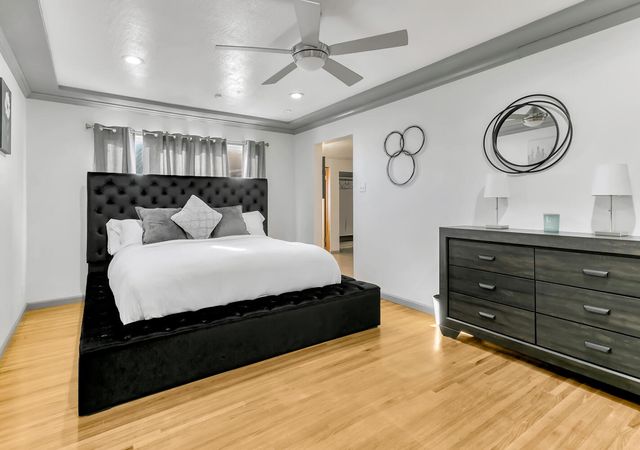 1413 Valencia Drive NE, Albuquerque, NM 87110