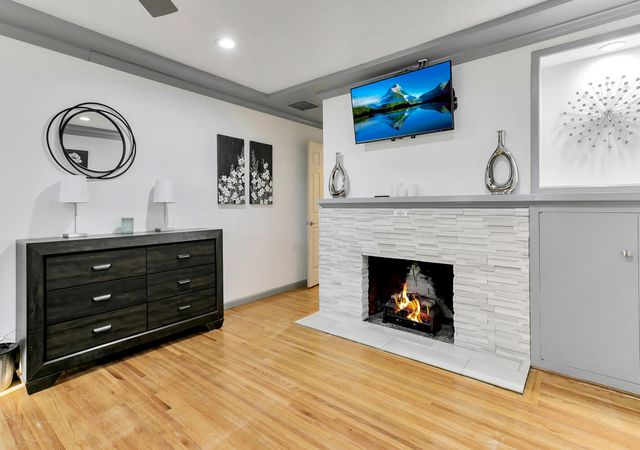 1413 Valencia Drive NE, Albuquerque, NM 87110