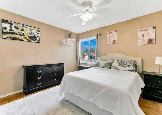 1413 Valencia Drive NE, Albuquerque, NM 87110