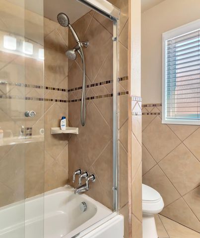 1413 Valencia Drive NE, Albuquerque, NM 87110