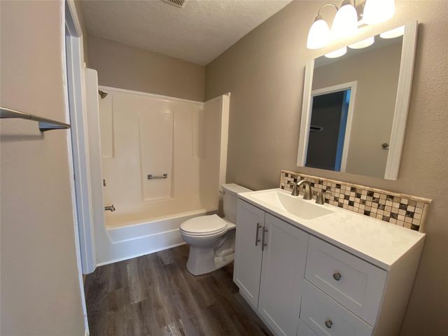 26620 Orchid Court, Huntsville, TX 77320