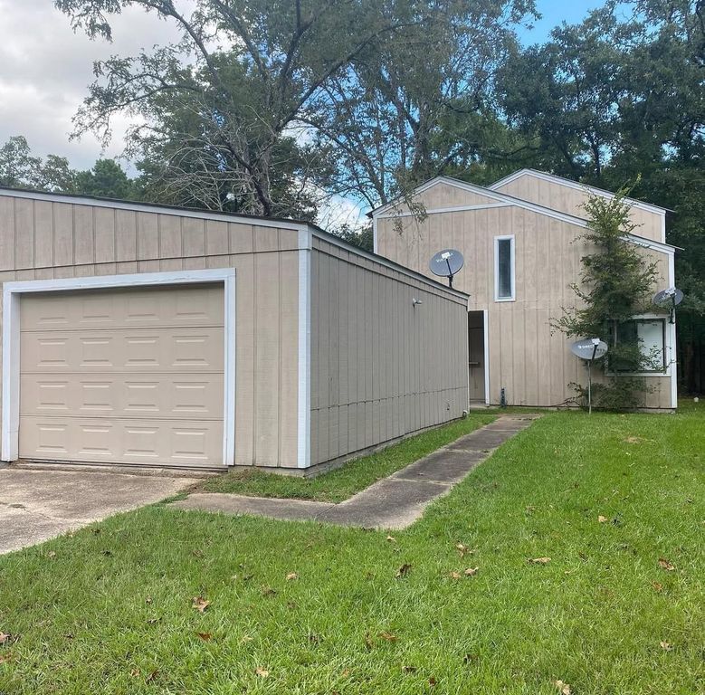 26620 Orchid Court, Huntsville, TX 77320