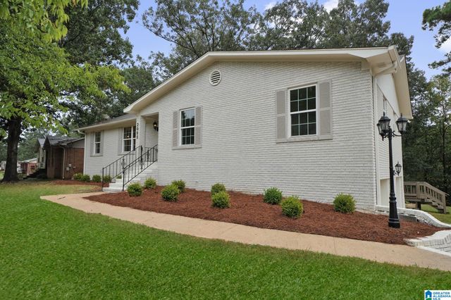 2005 VIRGINIA LANE, Bessemer, AL 35023