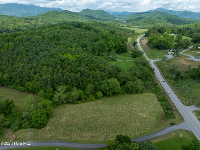 Lot 24&26 Mcglamery Farm Drive, Hayesville, NC 28904