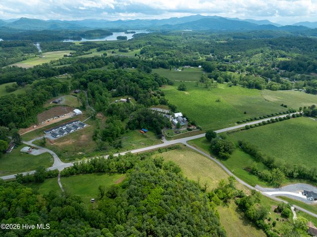 Lot 24&26 Mcglamery Farm Drive, Hayesville, NC 28904