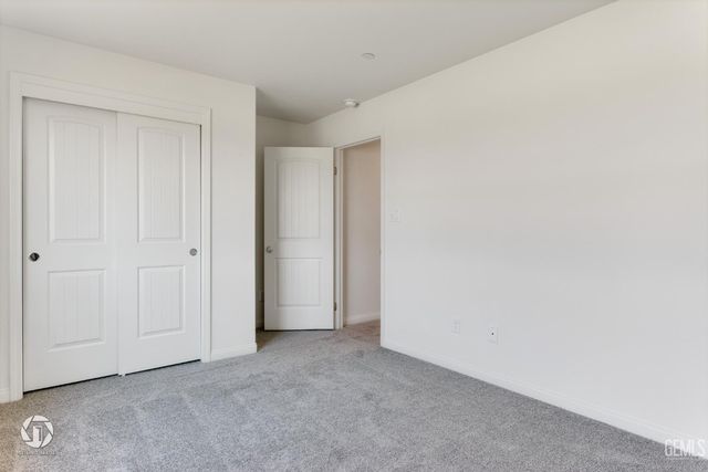 707 Sammy Way, Shafter, CA 93263