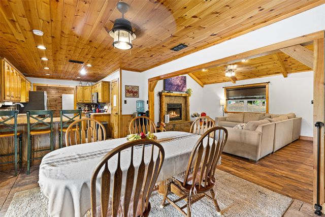113 Dearing Creek Rd, Gladewater, TX 75647