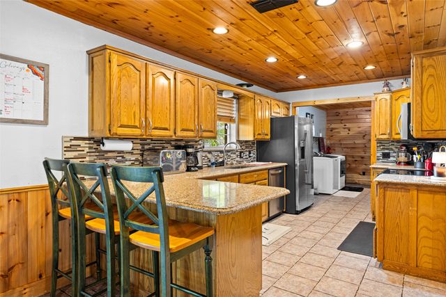 113 Dearing Creek Rd, Gladewater, TX 75647