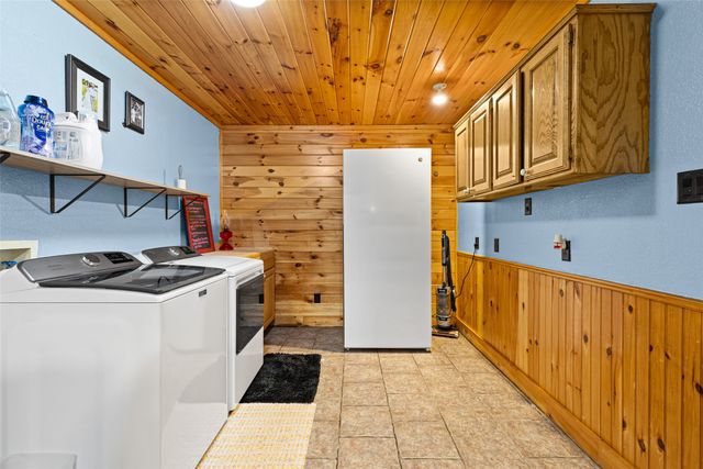 113 Dearing Creek Rd, Gladewater, TX 75647